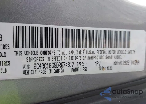 2013 Chrysler Town & Country Touring из США, поврежденный, VIN 2C4RC1BG5DR674817